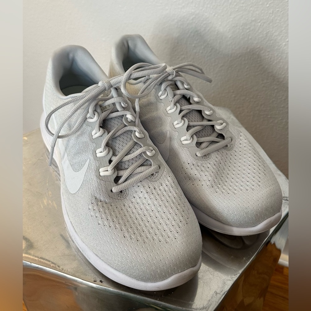 Nike lunarlon running shoes, men’s size 12. Like new!